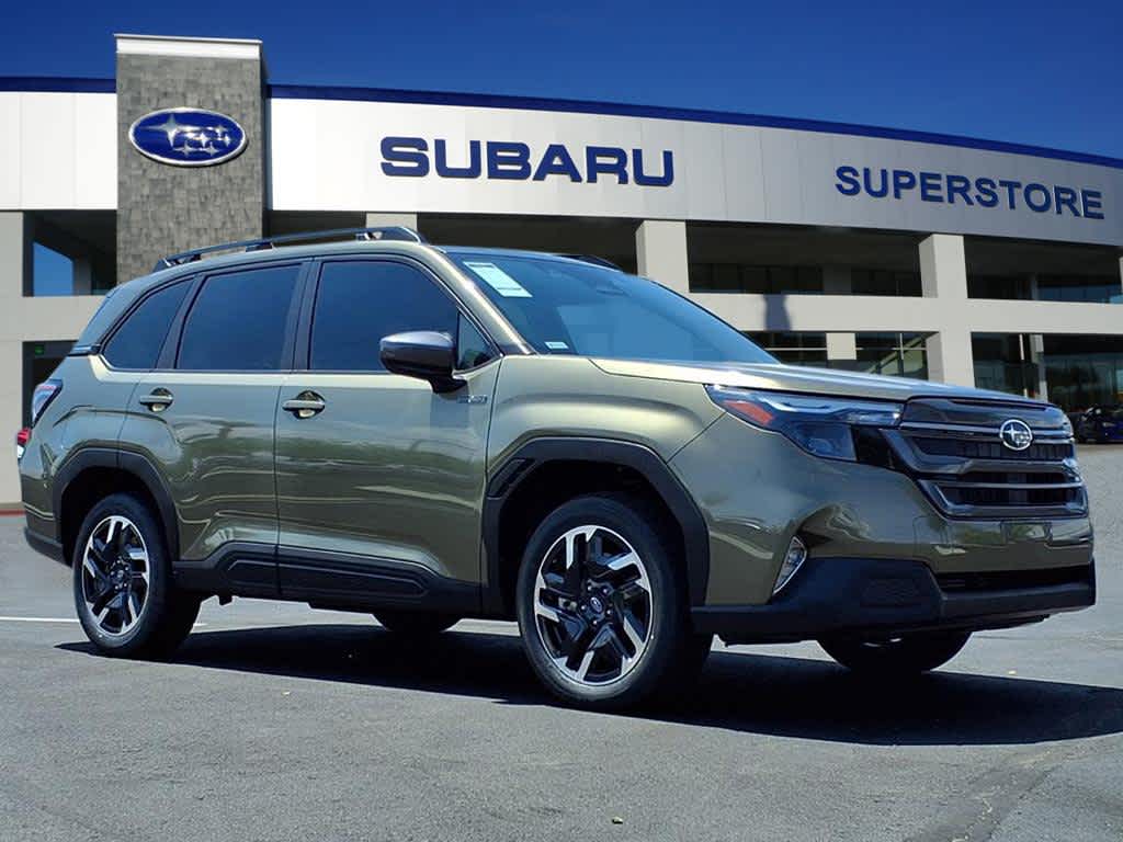 2025 Subaru Forester Premium's photo