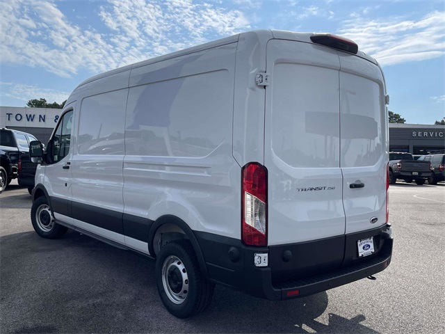 2025 Ford Transit Cargo Van photo 3
