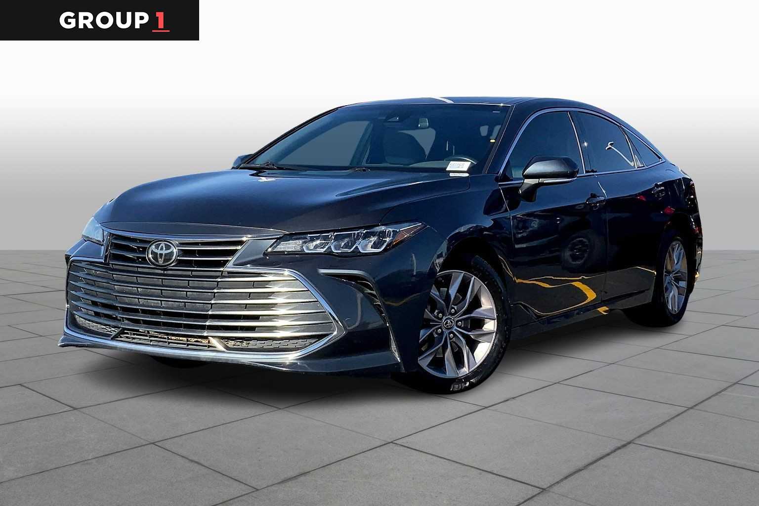 2019 Toyota Avalon XLE's photo