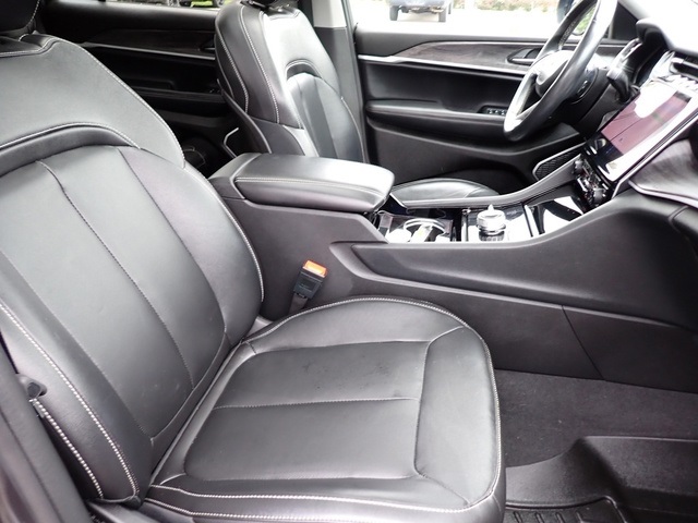 2022 Jeep Grand Cherokee Limited photo 11