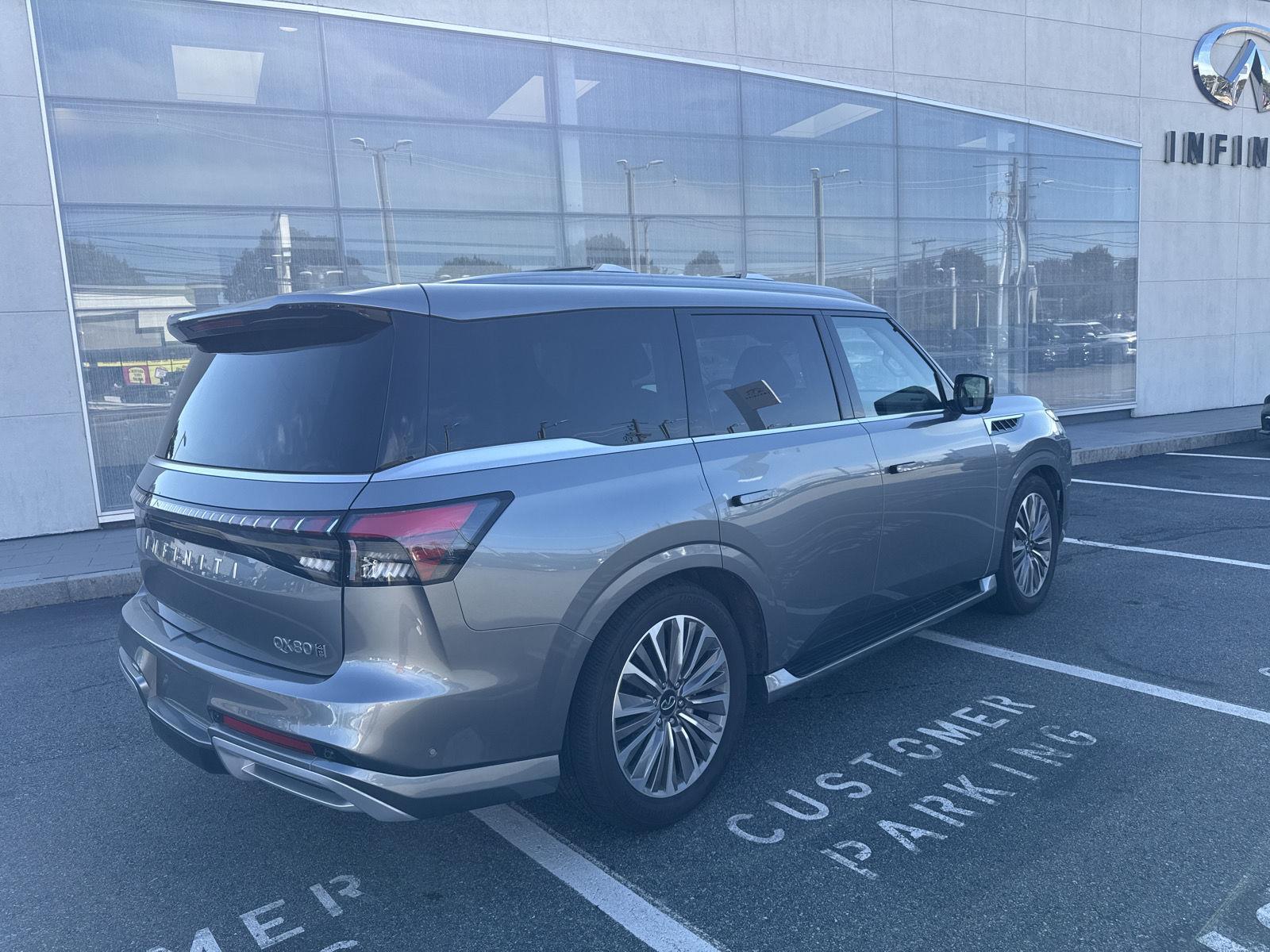 2025 Infiniti QX80 Sensory photo 2