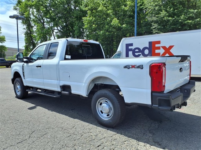 2025 Ford F-250 XL photo 4