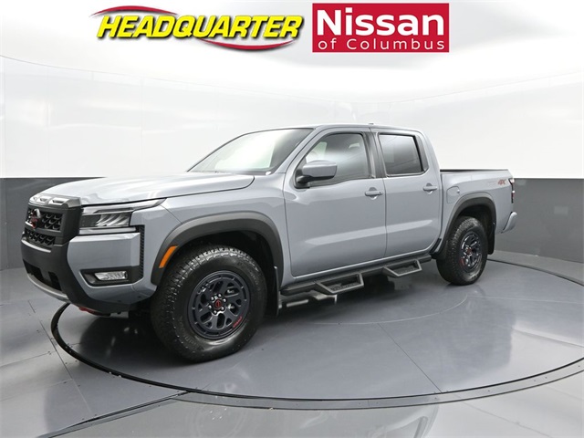 2025 Nissan Frontier PRO-4X's photo