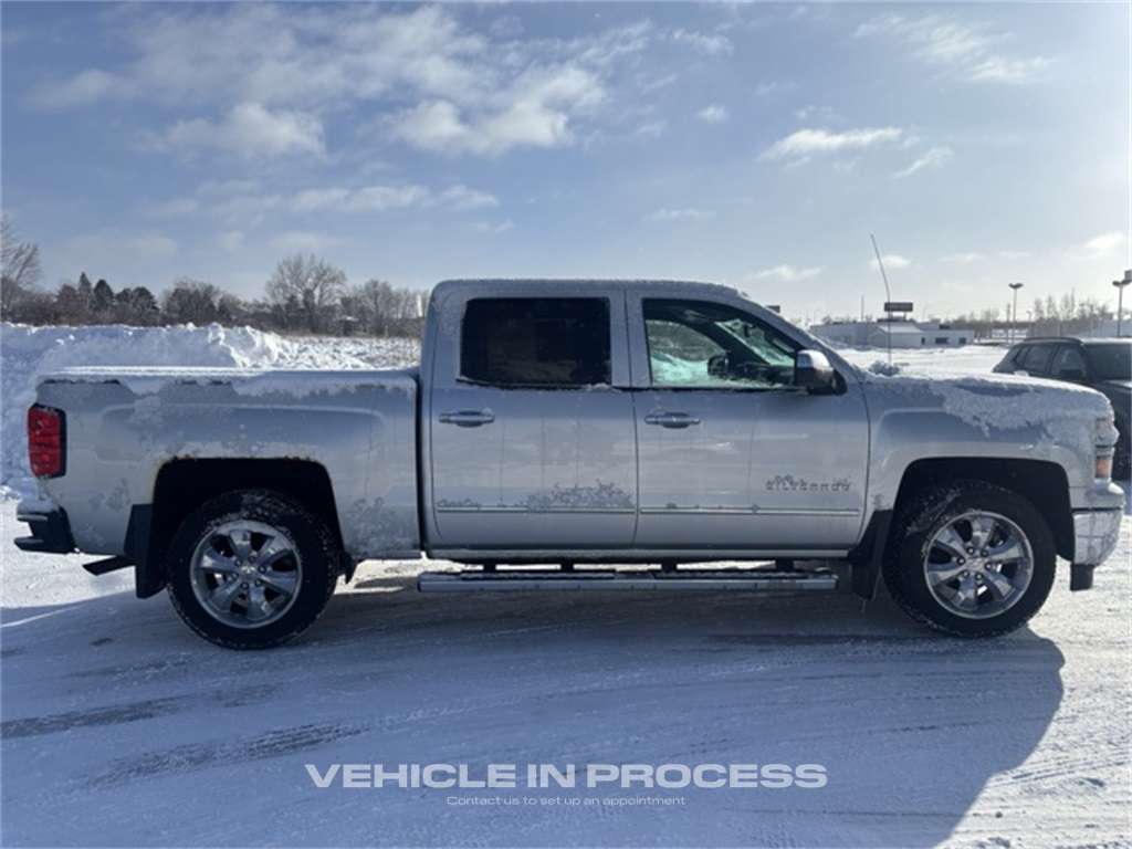 Used 2014 Chevrolet Silverado 1500 LT with VIN 3GCUKREC3EG534518 for sale in Spring Valley, MN