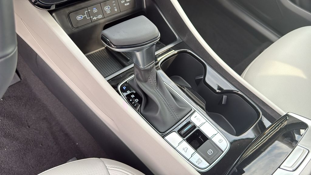 2025 Hyundai Tucson SEL Convenience photo 15
