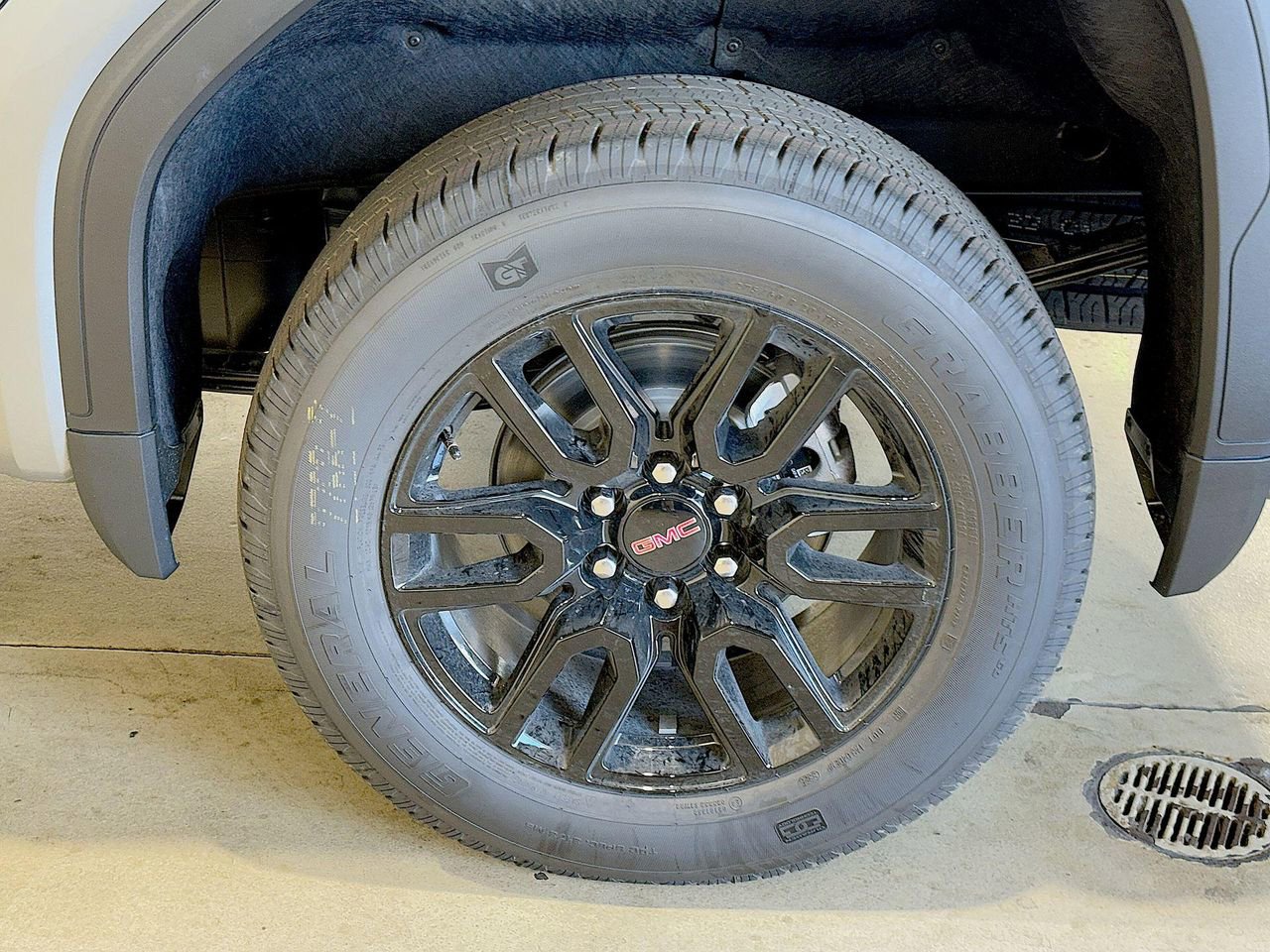 2026 Gmc Sierra 1500 Elevation photo 32