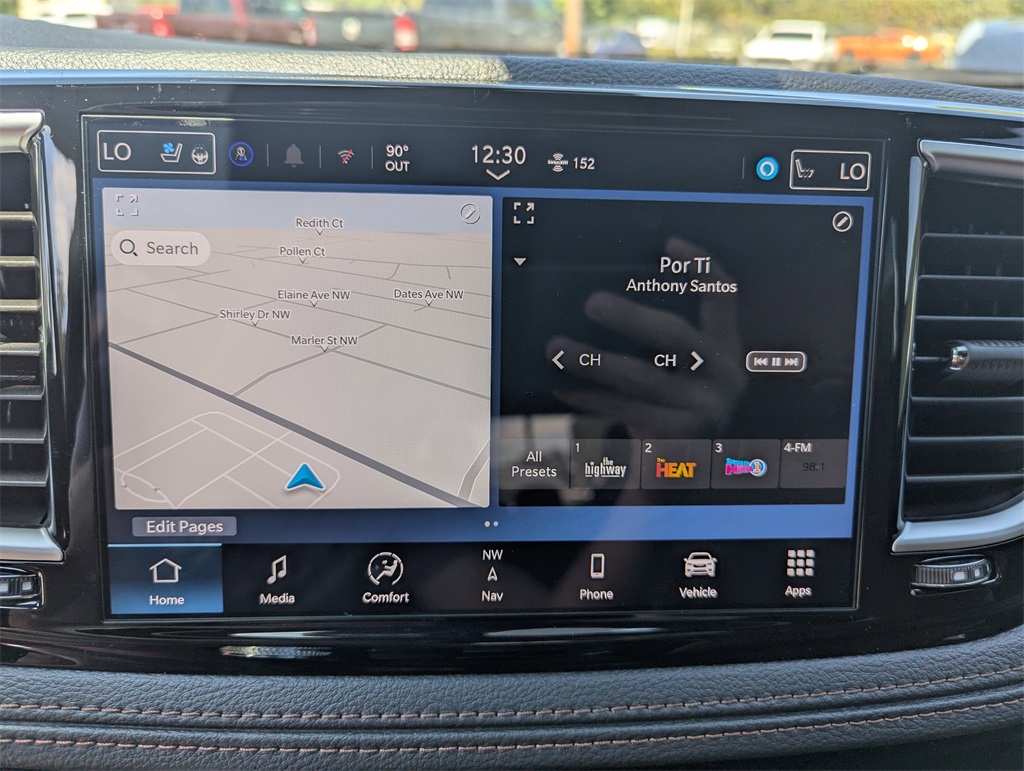 2026 Chrysler Pacifica Pinnacle photo 23