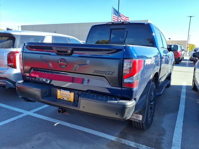 2022 Nissan Titan PRO-4X photo 3