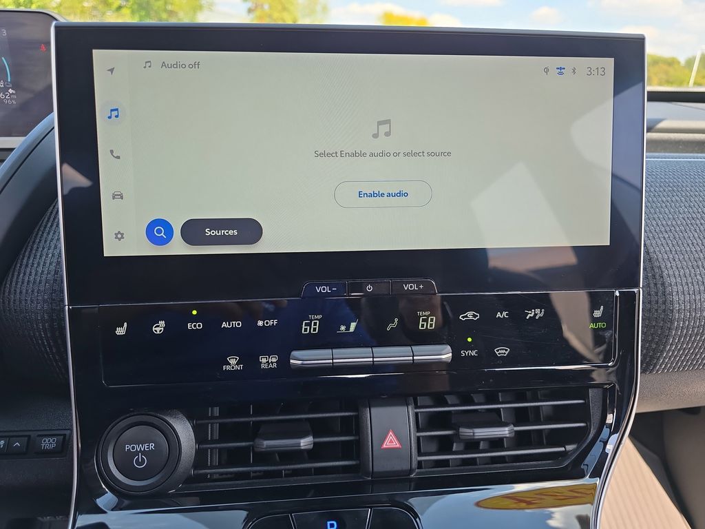 2024 Toyota bZ4X XLE photo 18
