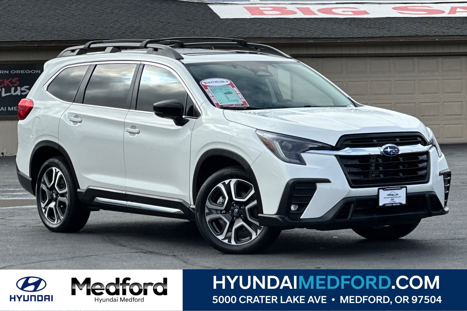 2024 Subaru Ascent Limited's photo