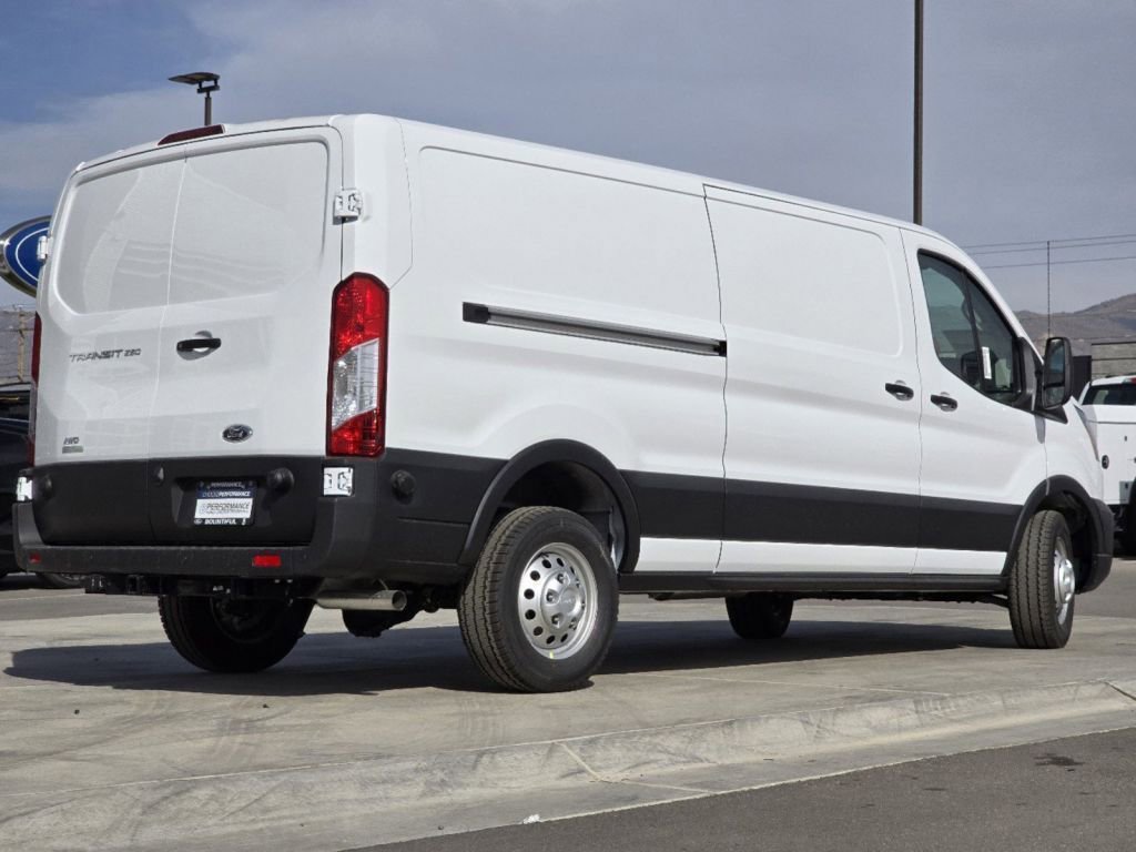 2024 Ford Transit Cargo Van photo 4