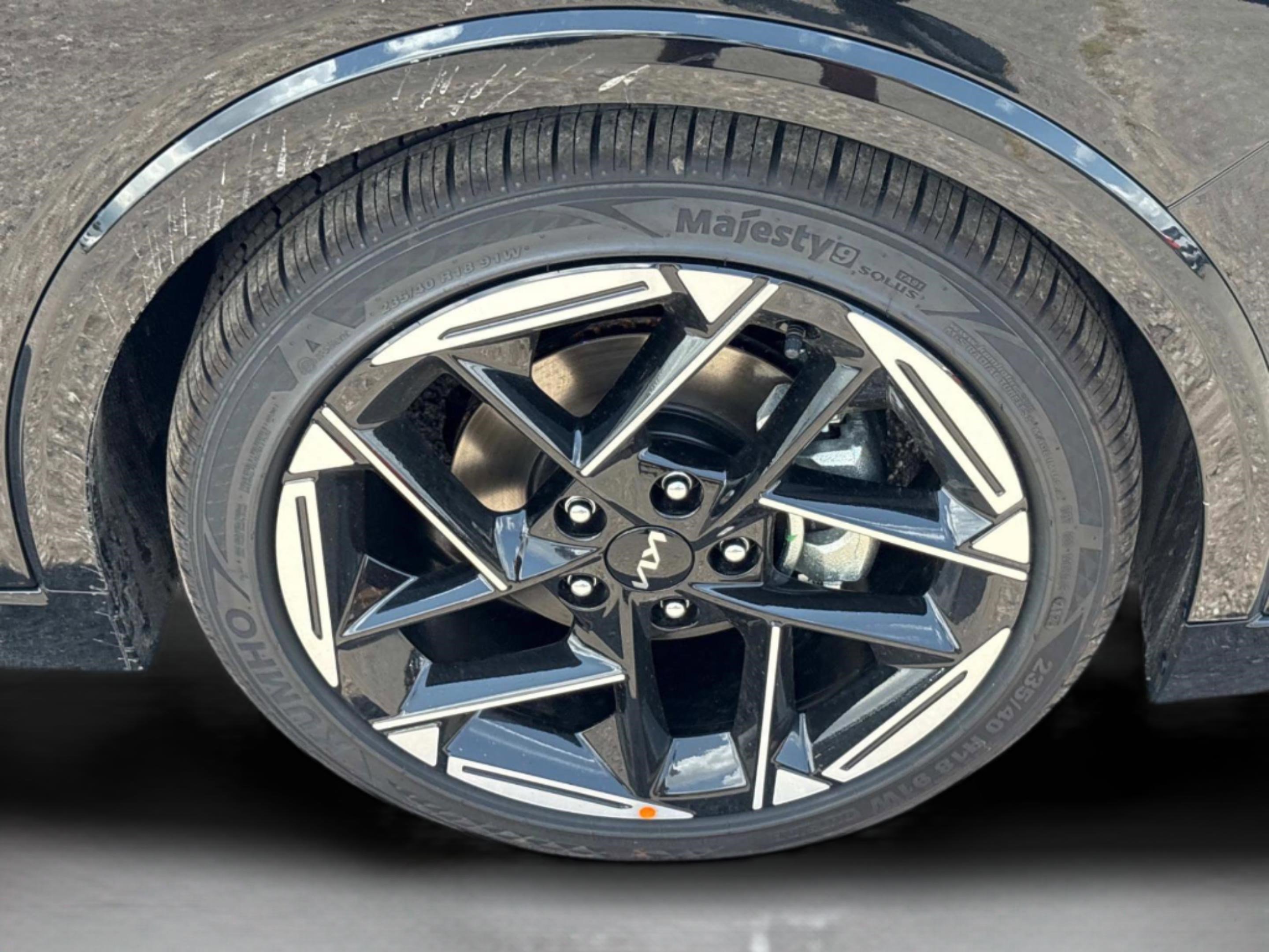 2025 Kia K4 GT-Line photo 9