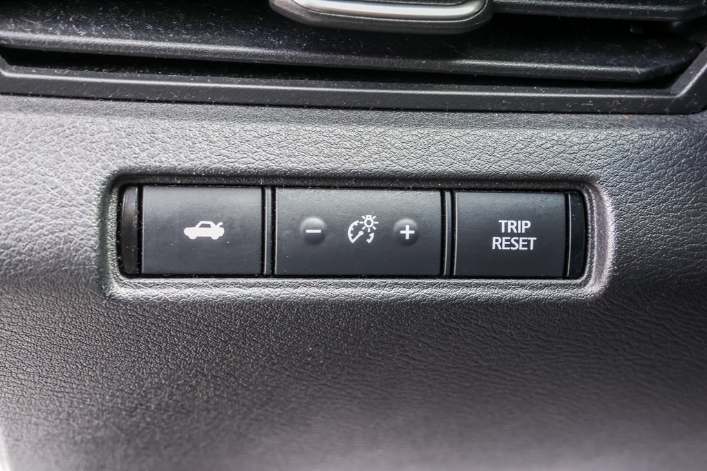 2020 Nissan Altima 2.5 SR photo 11