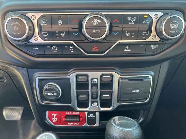 2023 Jeep Gladiator Mojave photo 9