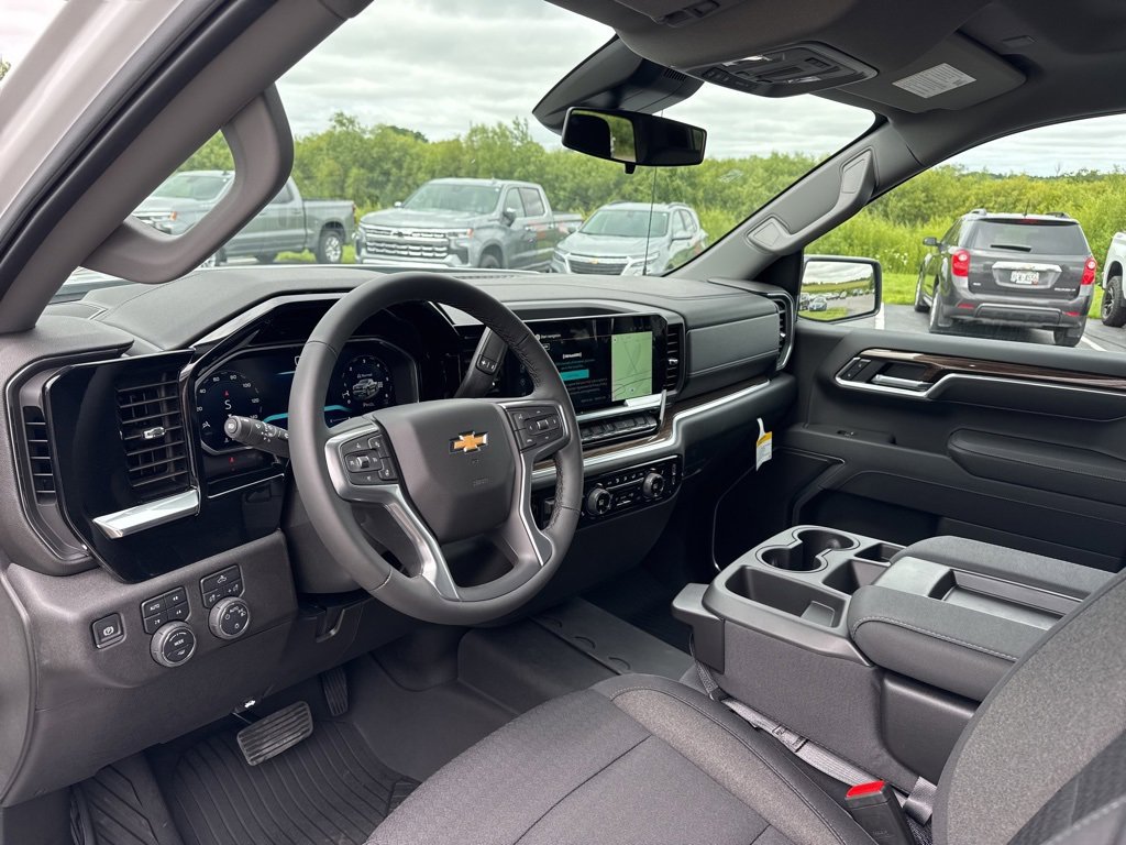 2026 Chevrolet Silverado 1500 LT photo 14