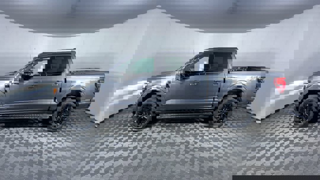 2025 Ford F-150 Lariat photo 5