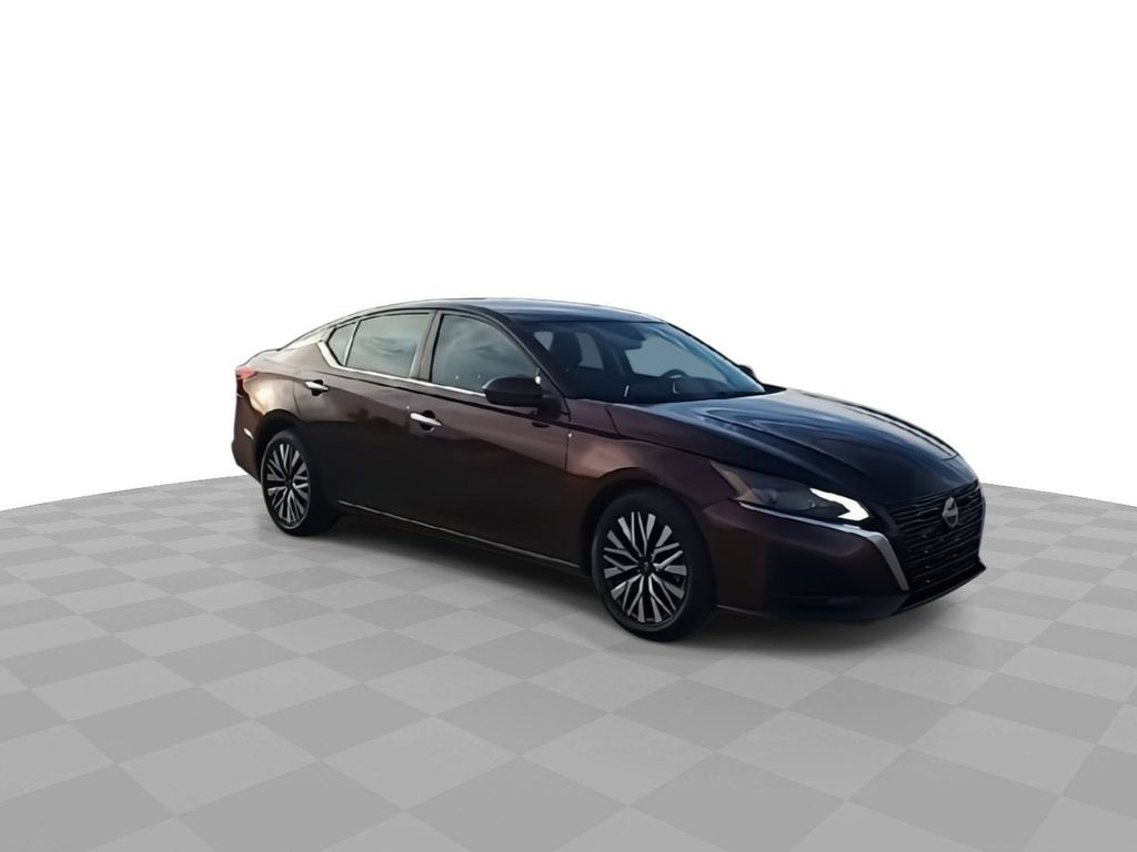 2023 Nissan Altima SV