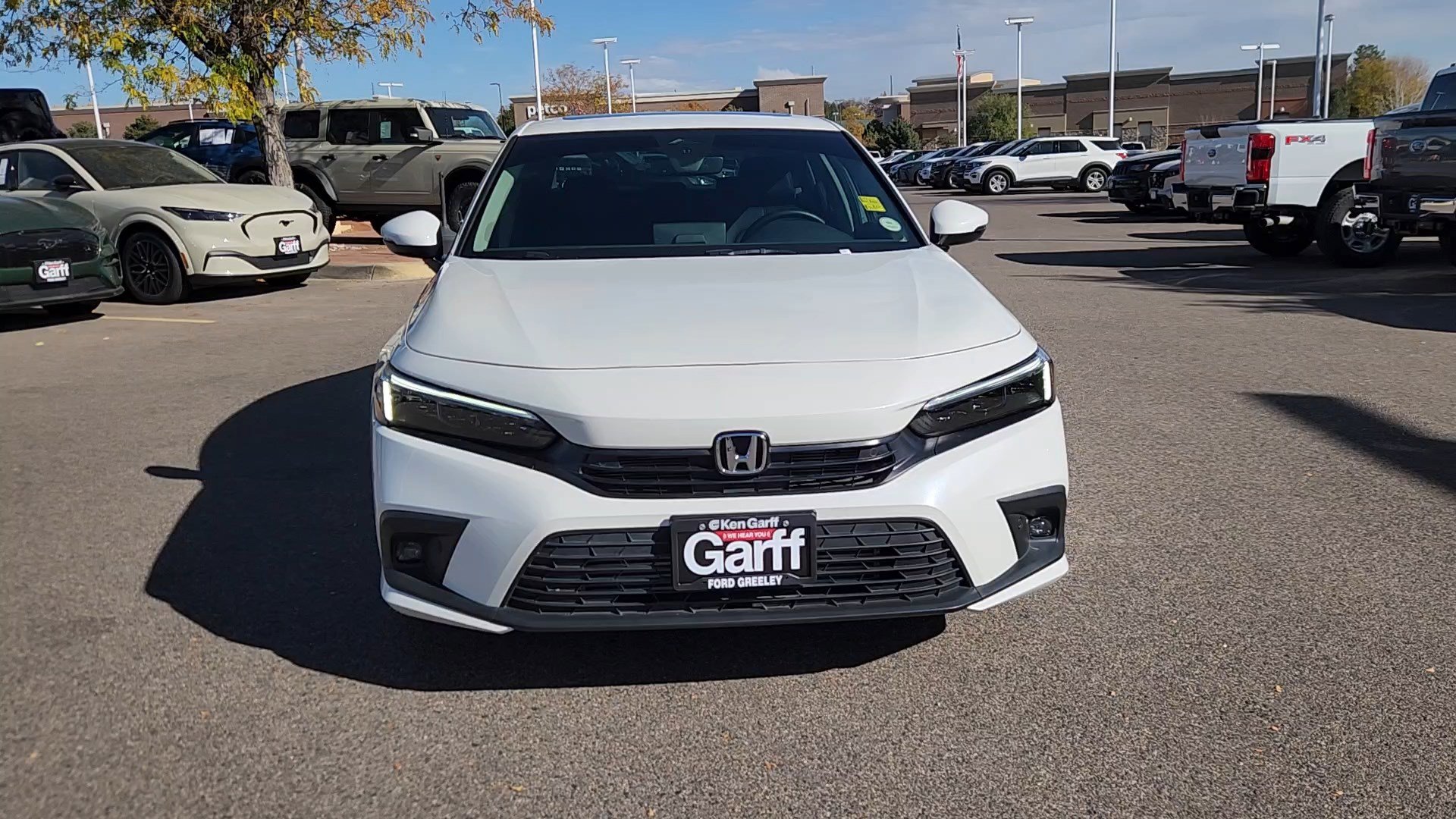 2023 Honda Civic Touring photo 3