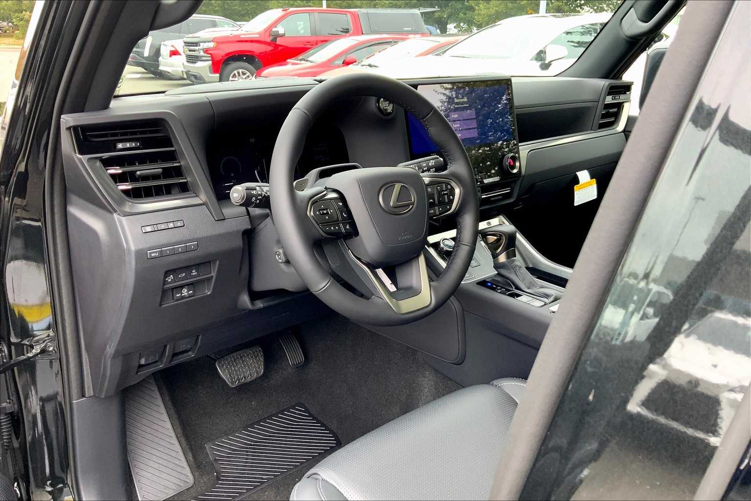 2025 Lexus GX 550 Luxury photo 8