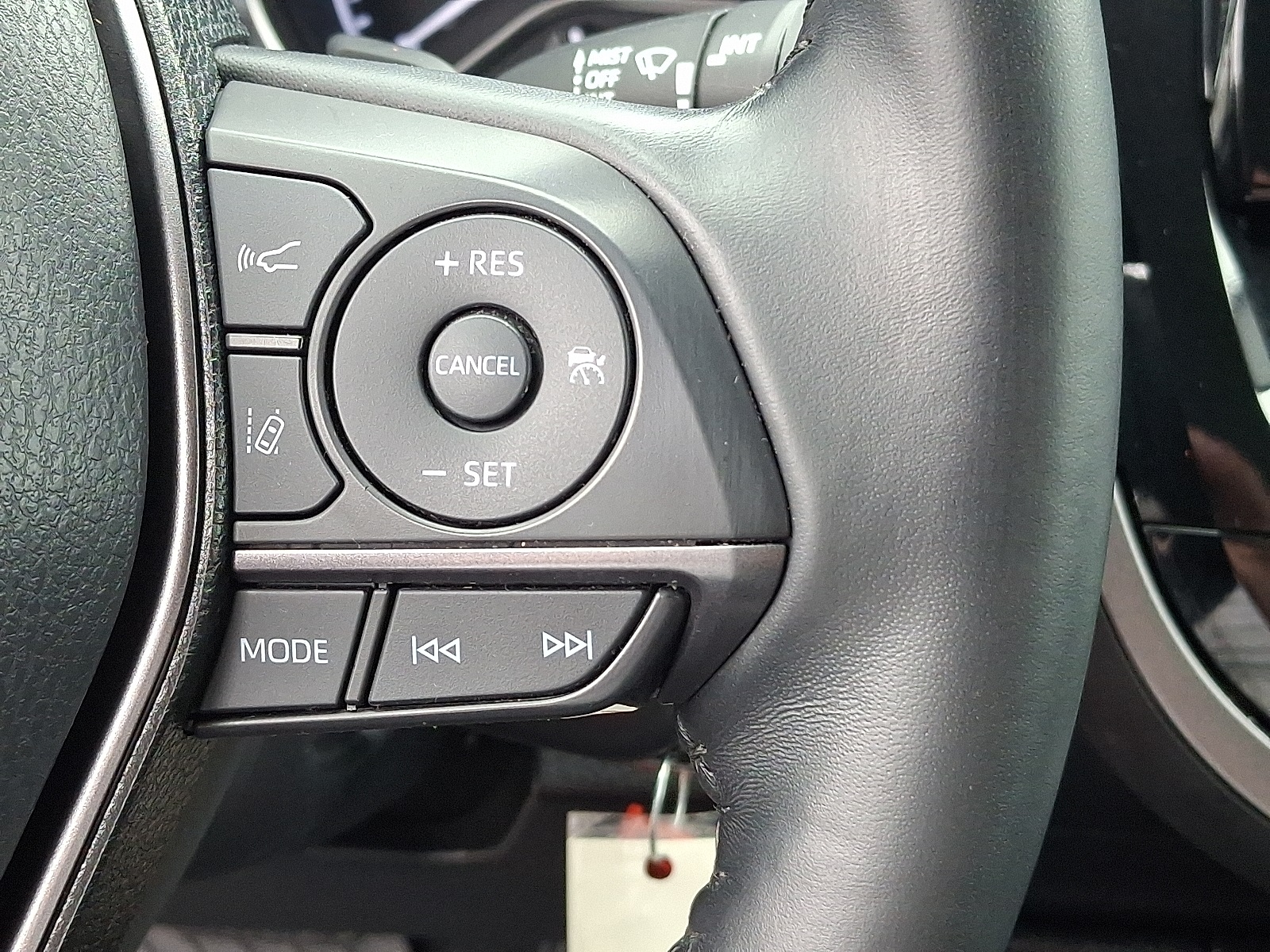 2023 Toyota Camry SE photo 21