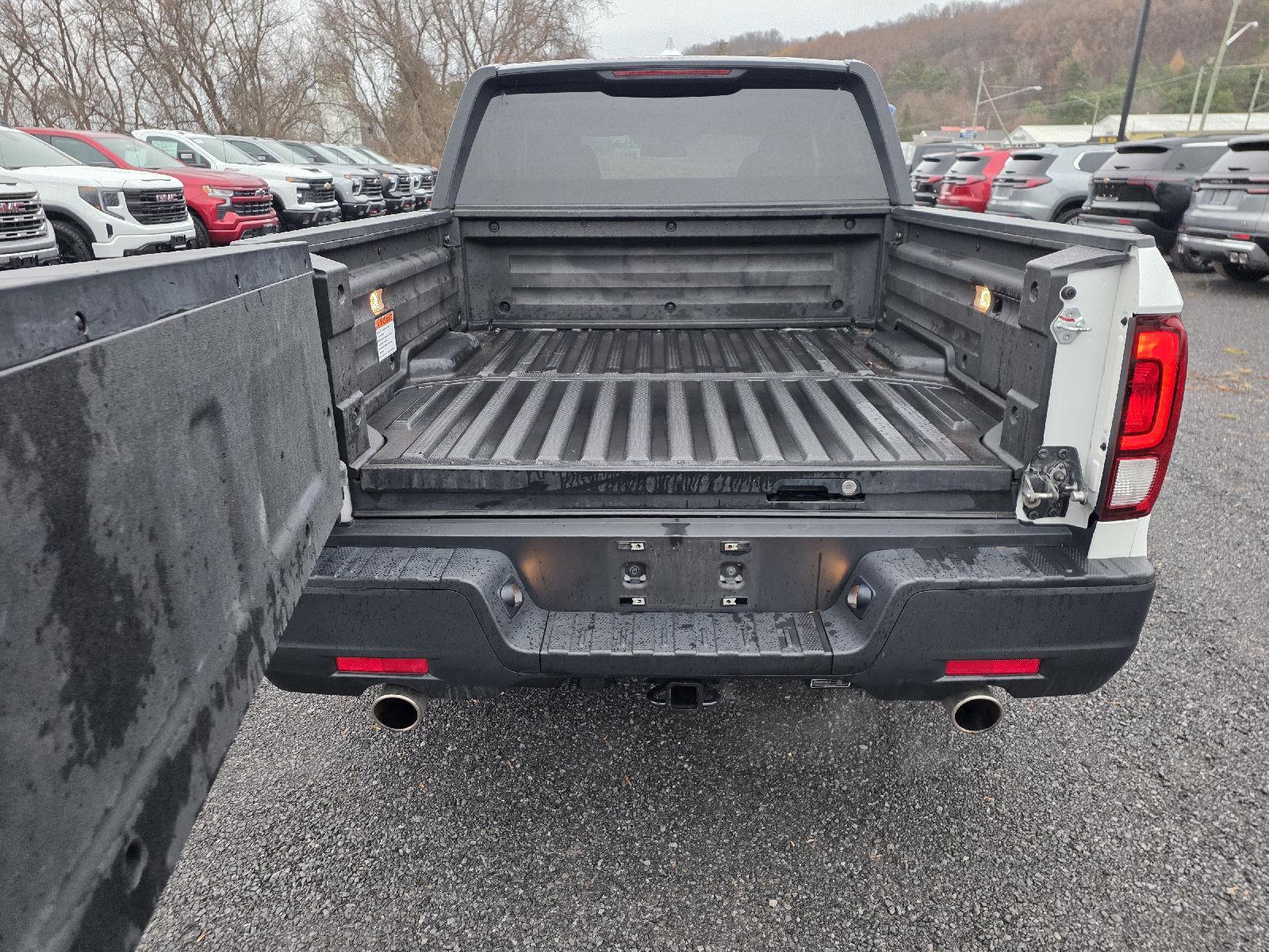 2023 Honda Ridgeline Sport photo 4