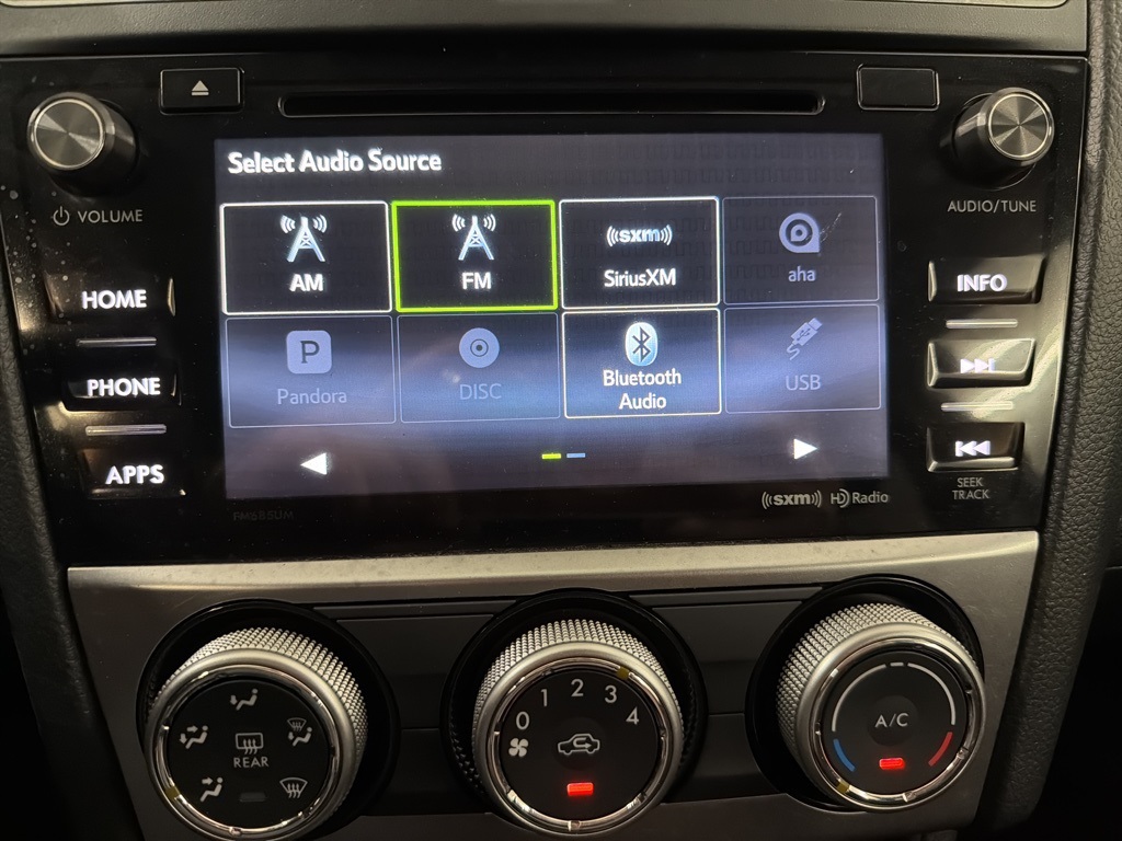 2017 Subaru Crosstrek 2.0i Premium photo 19