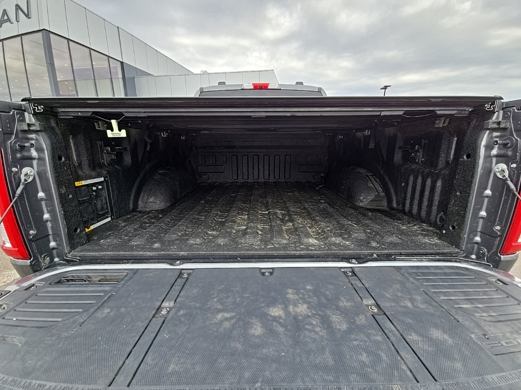 2021 Ford F-150 Lariat photo 22