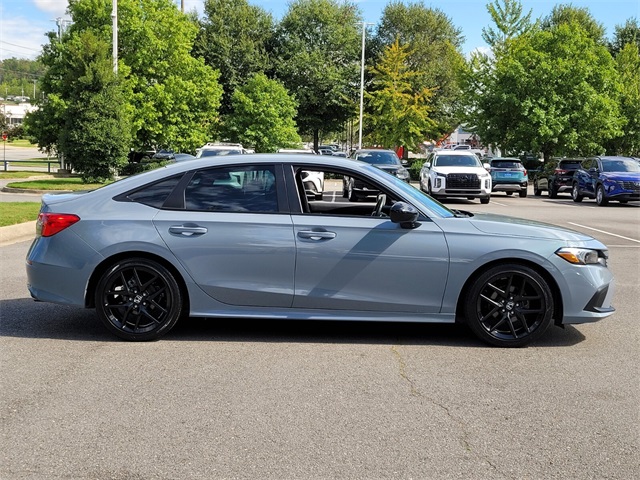 2022 Honda Civic Sport photo 2