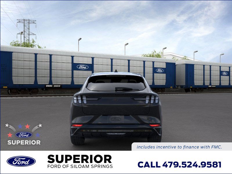 2025 Ford Mustang Mach-E GT photo 4
