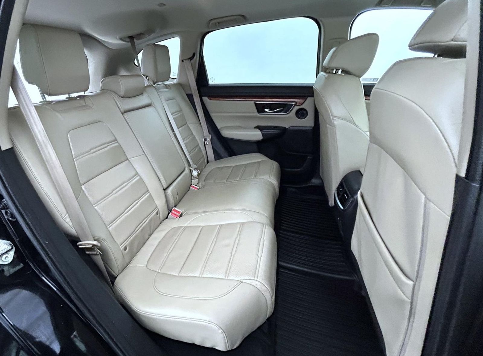 2018 Honda CR-V Touring photo 17