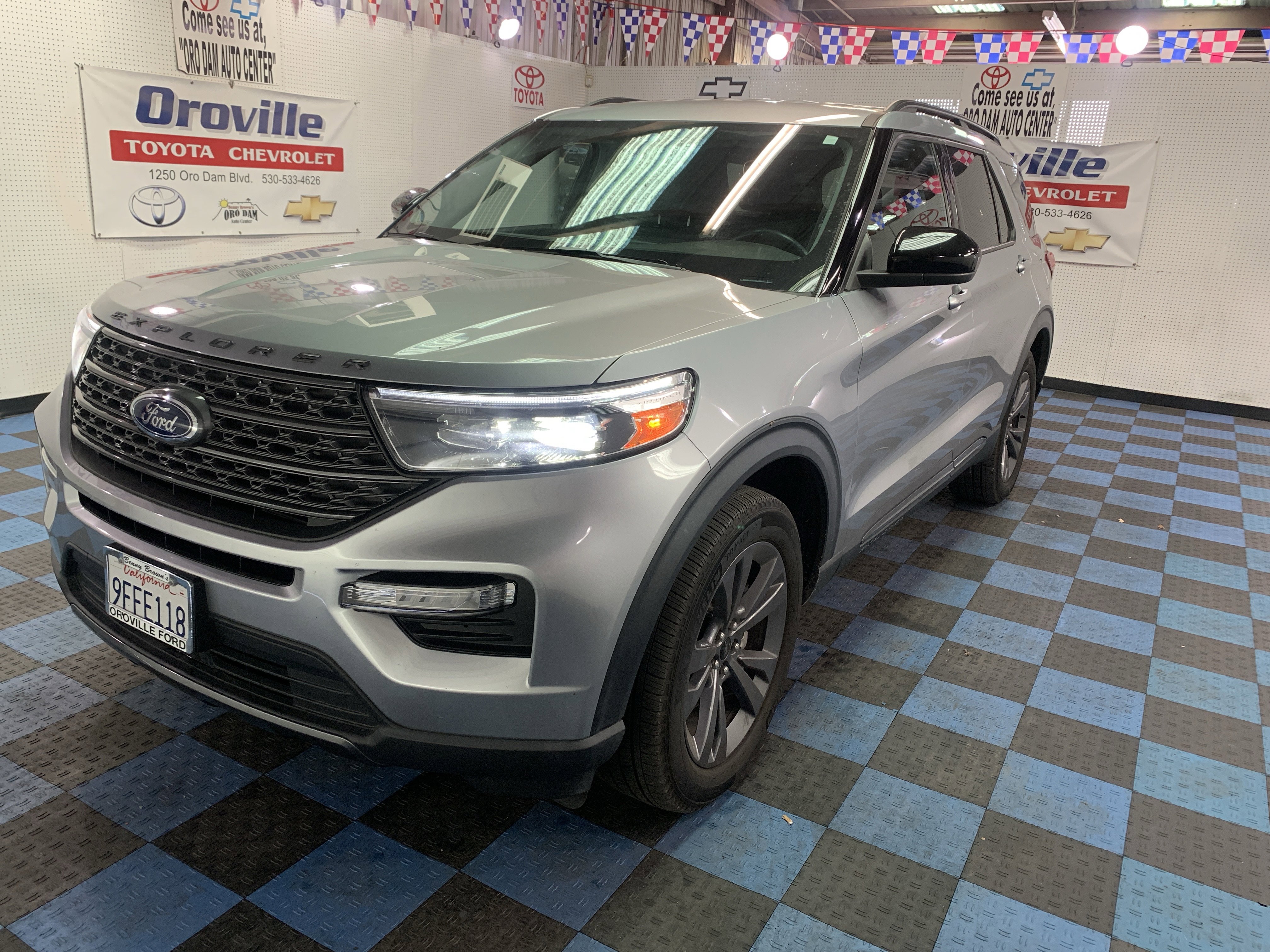 2023 Ford Explorer XLT's photo