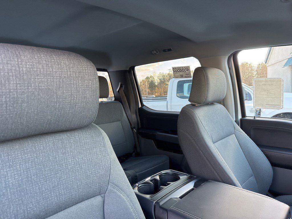 2025 Ford F-150 XLT photo 14