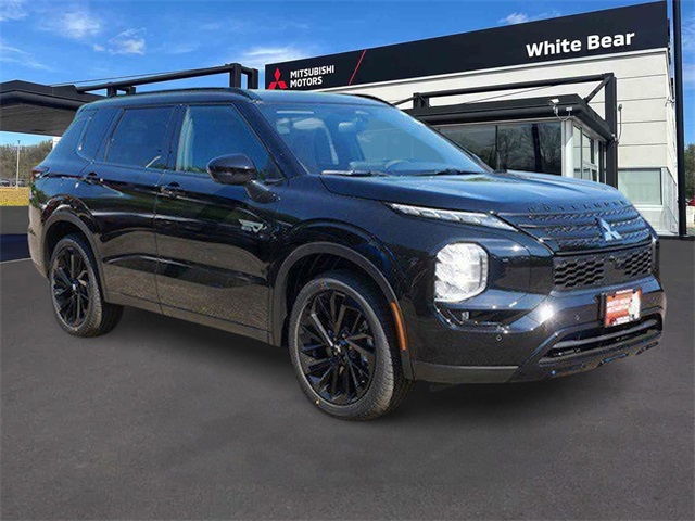 2025 Mitsubishi Outlander Plug-in Hybrid SEL Black Edition's photo