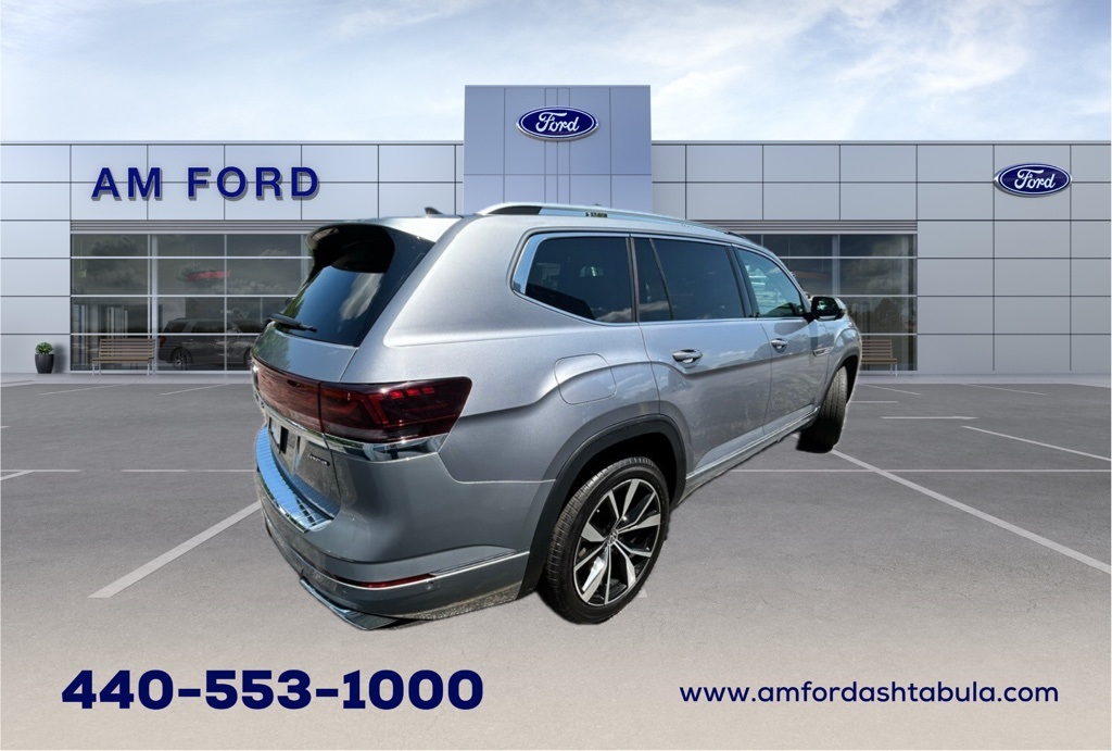 2024 Volkswagen Atlas SEL Premium R-Line photo 4
