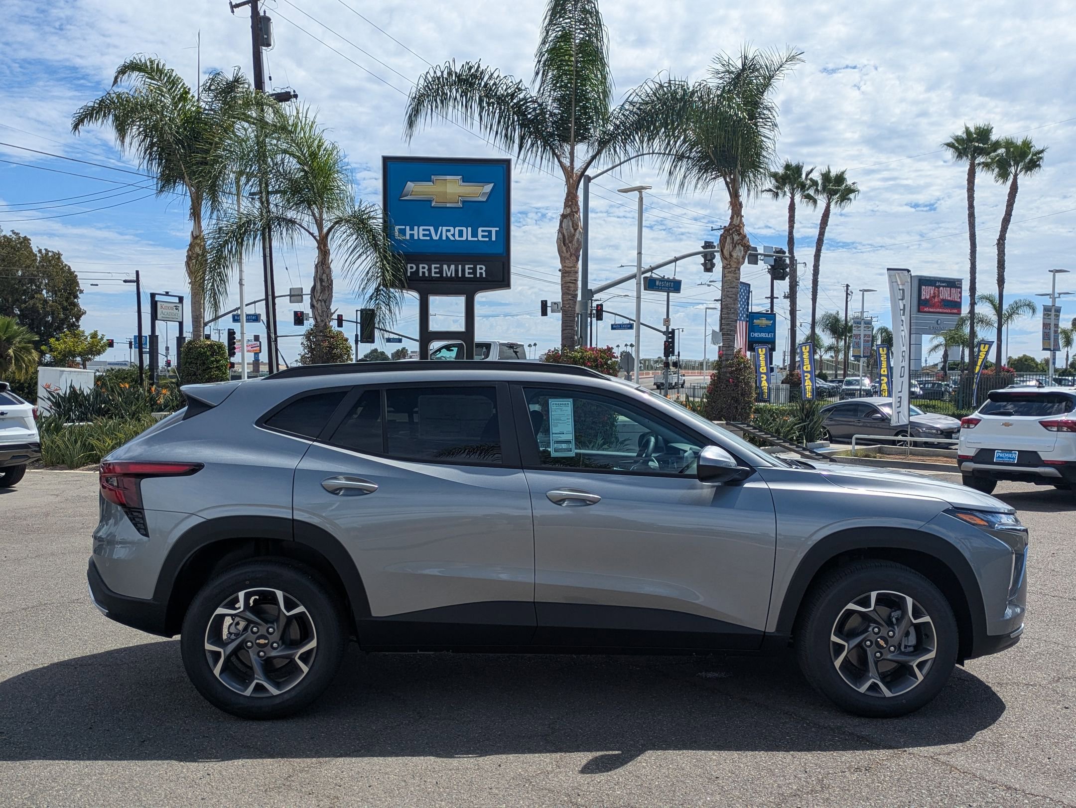 2026 Chevrolet Trax LT photo 4