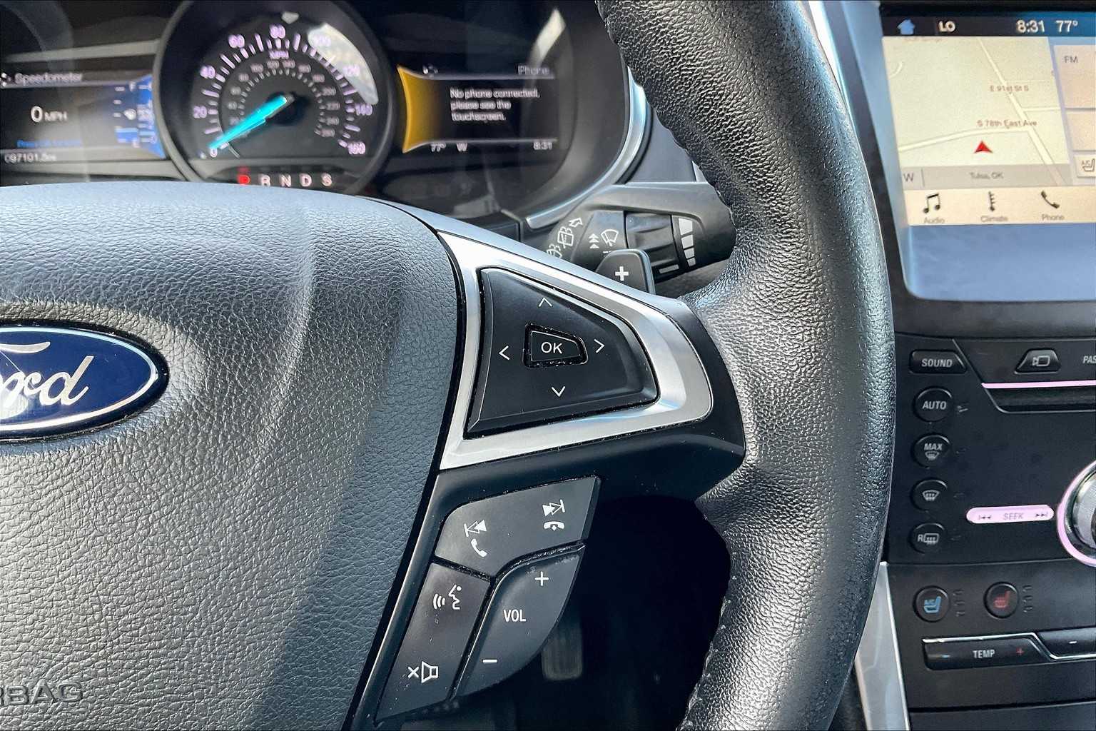 2017 Ford Edge Titanium photo 23