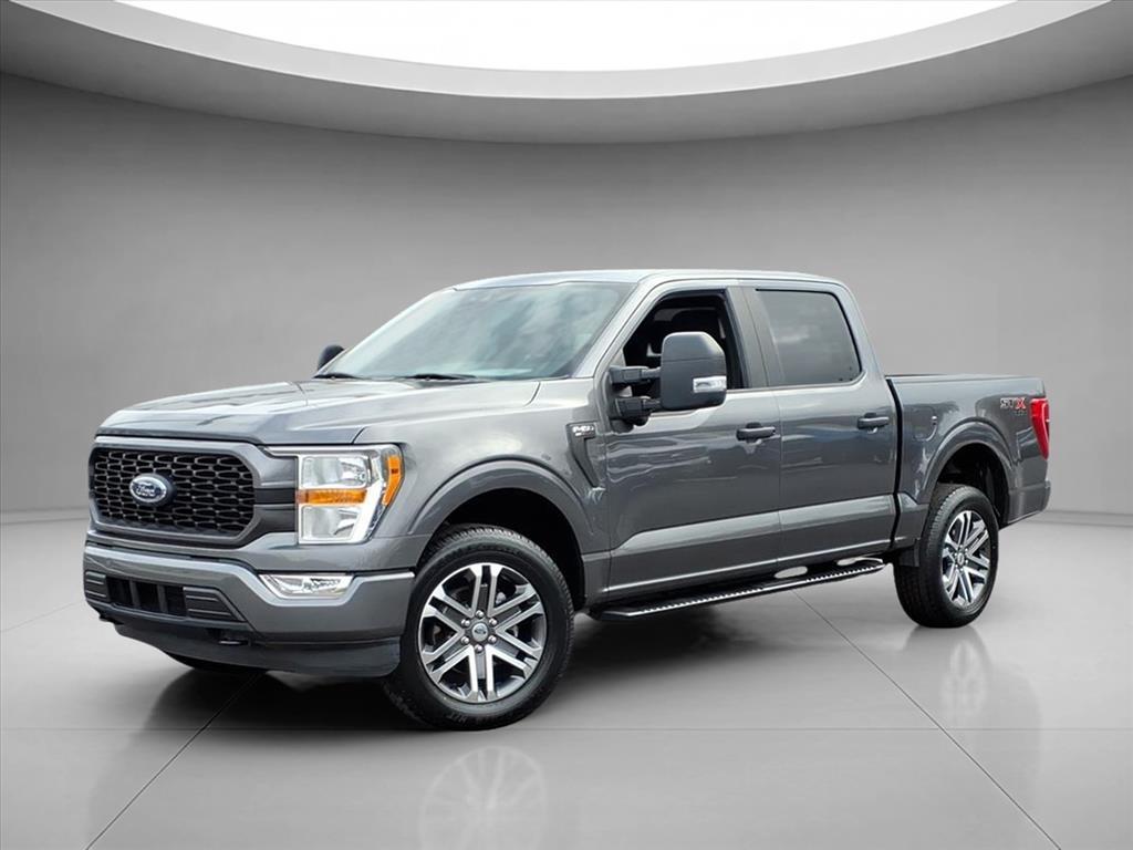 2022 Ford F-150 XL's photo