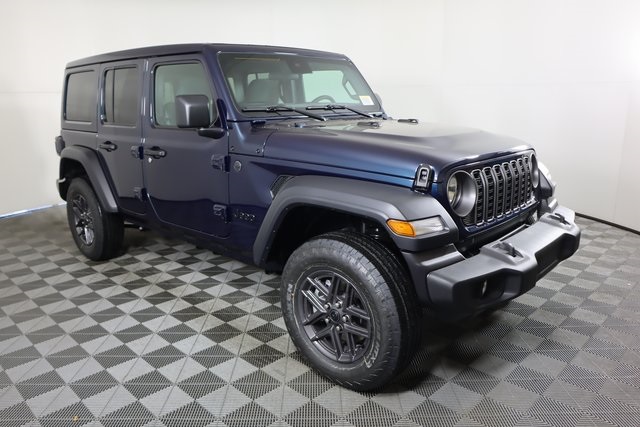 2025 Jeep Wrangler photo 2