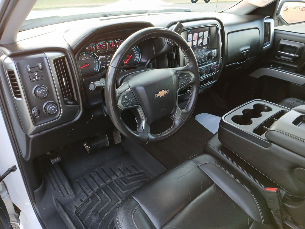 2018 Chevrolet Silverado 1500 LT photo 9