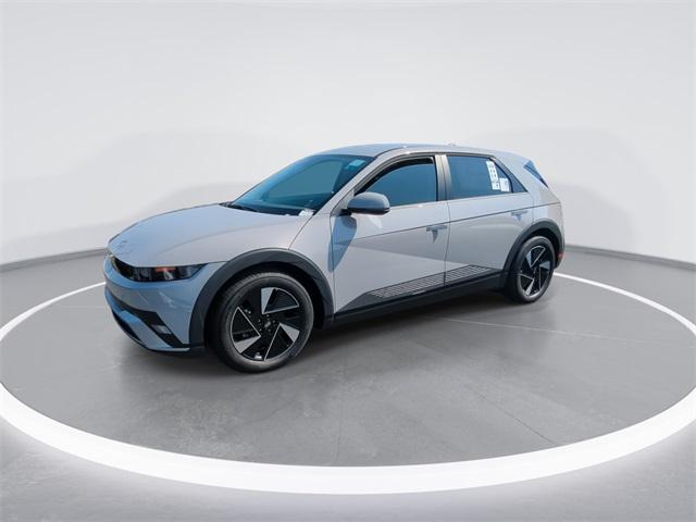 2025 Hyundai Ioniq 5 SE photo 4