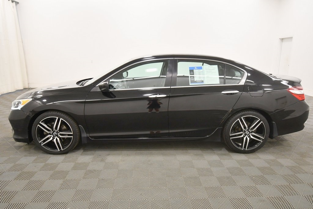 2017 Honda Accord Sport photo 3