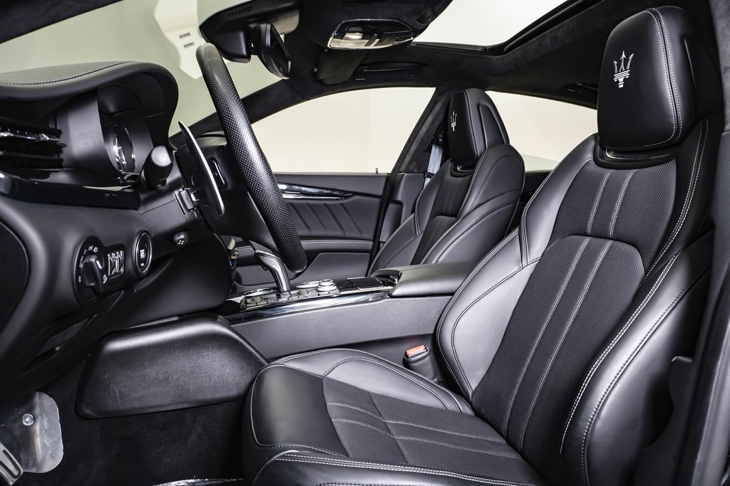 2022 Maserati Quattroporte Modena Q4 photo 18