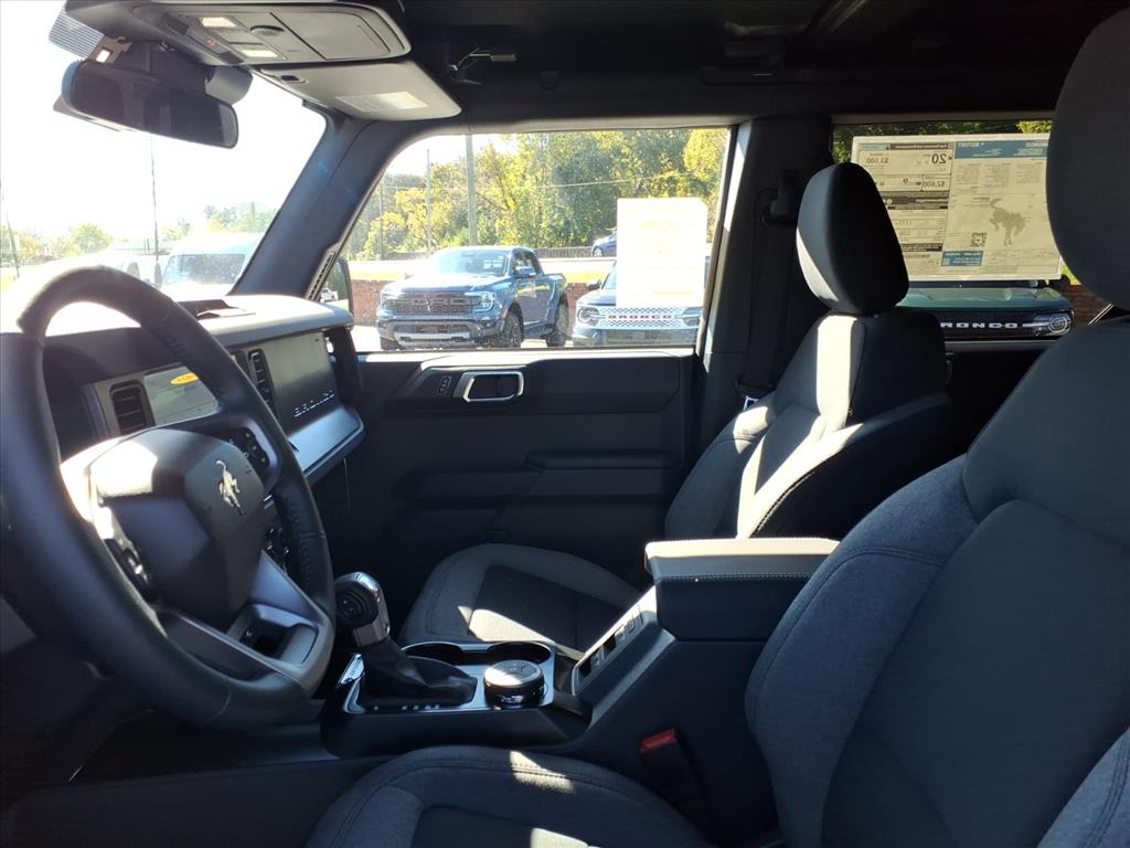 2025 Ford Bronco Big Bend photo 4