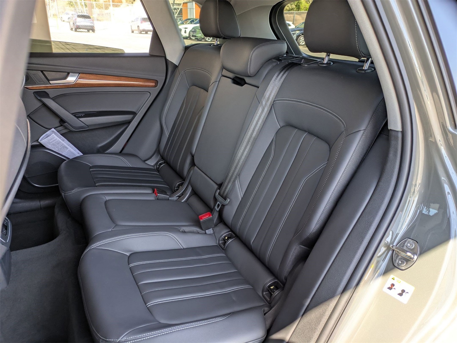 2023 Audi Q5 45 S line Premium photo 24