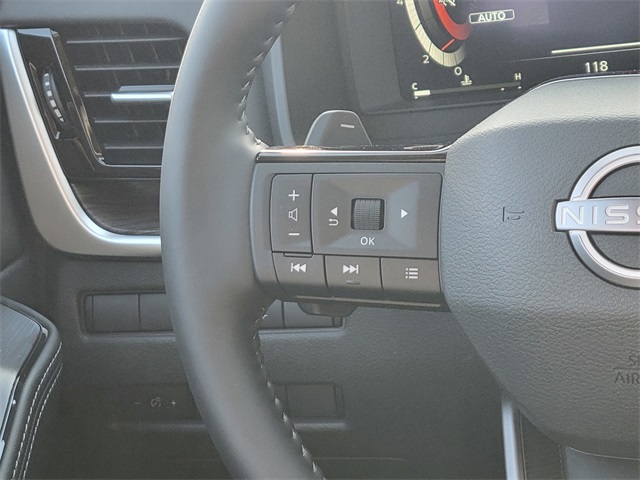 2025 Nissan Rogue Platinum photo 28