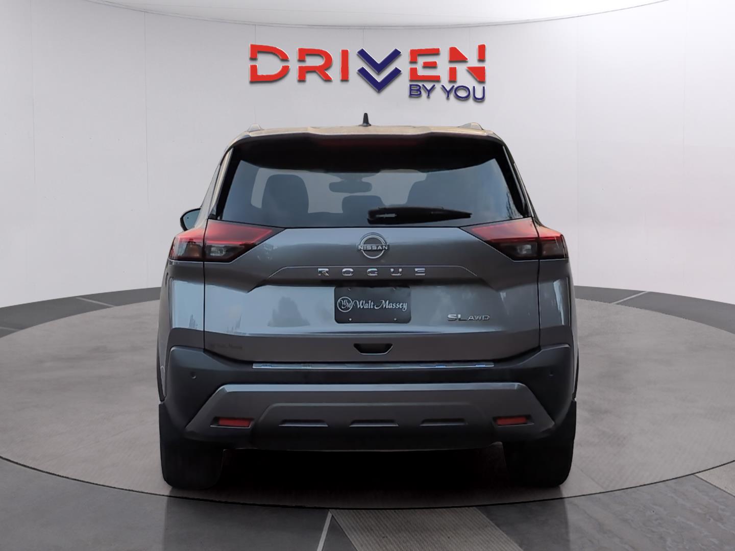 2023 Nissan Rogue SL photo 4