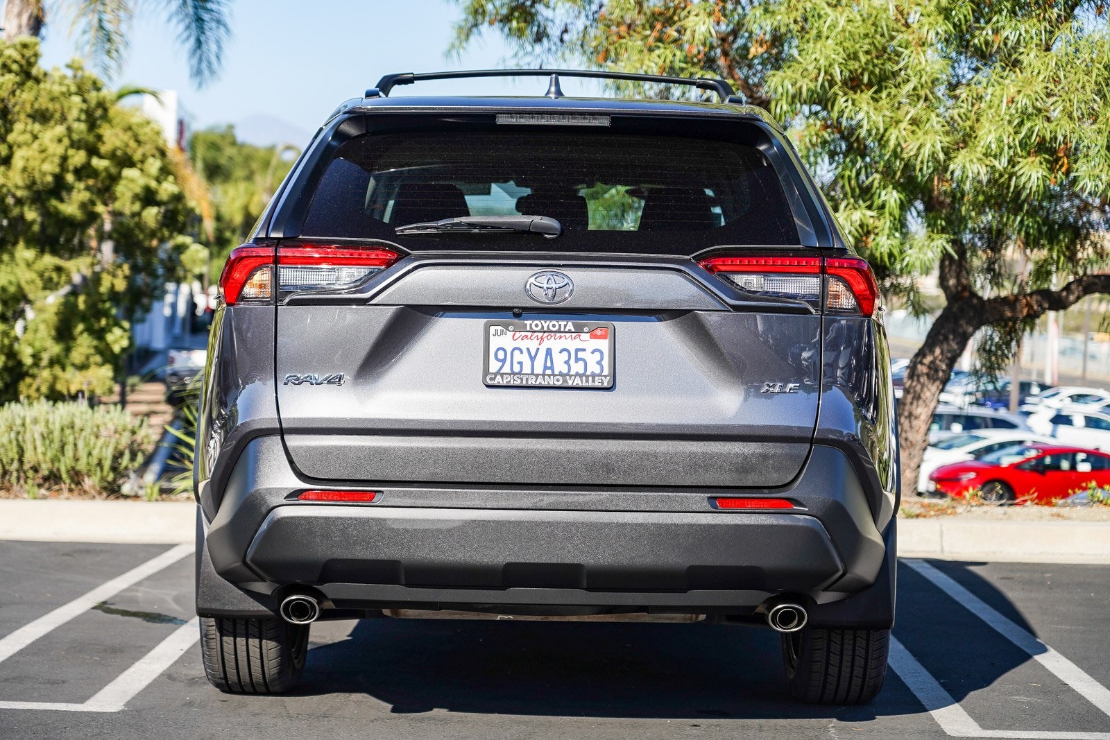 2023 Toyota RAV4 XLE Premium photo 2