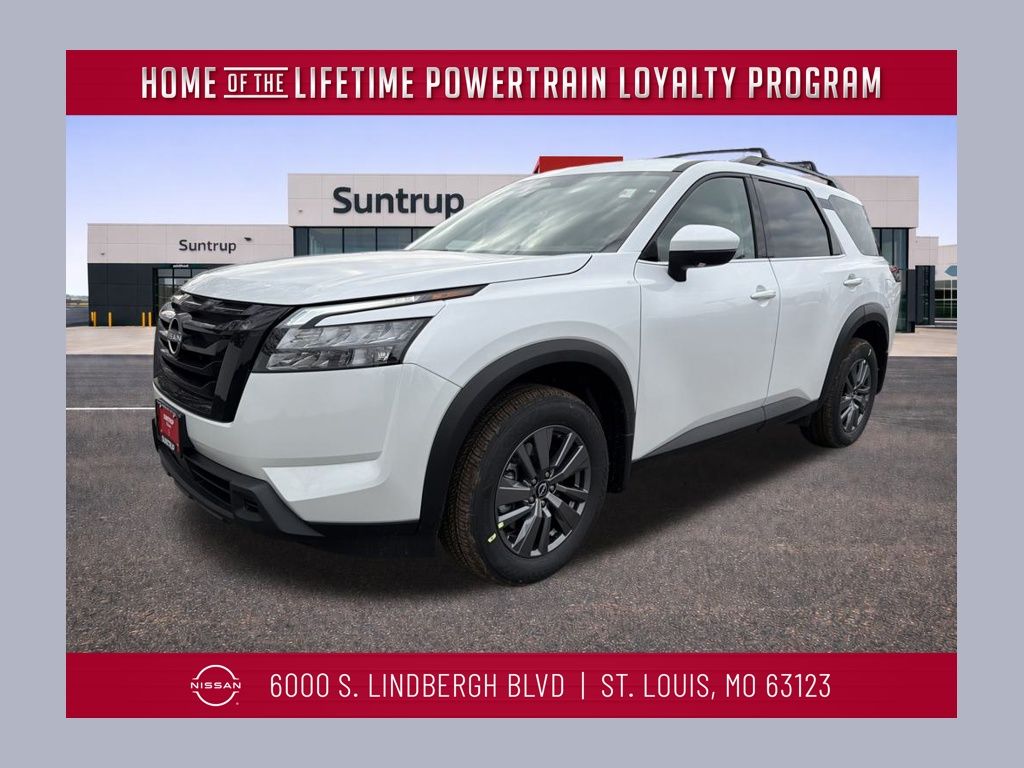 2025 Nissan Pathfinder SV's photo