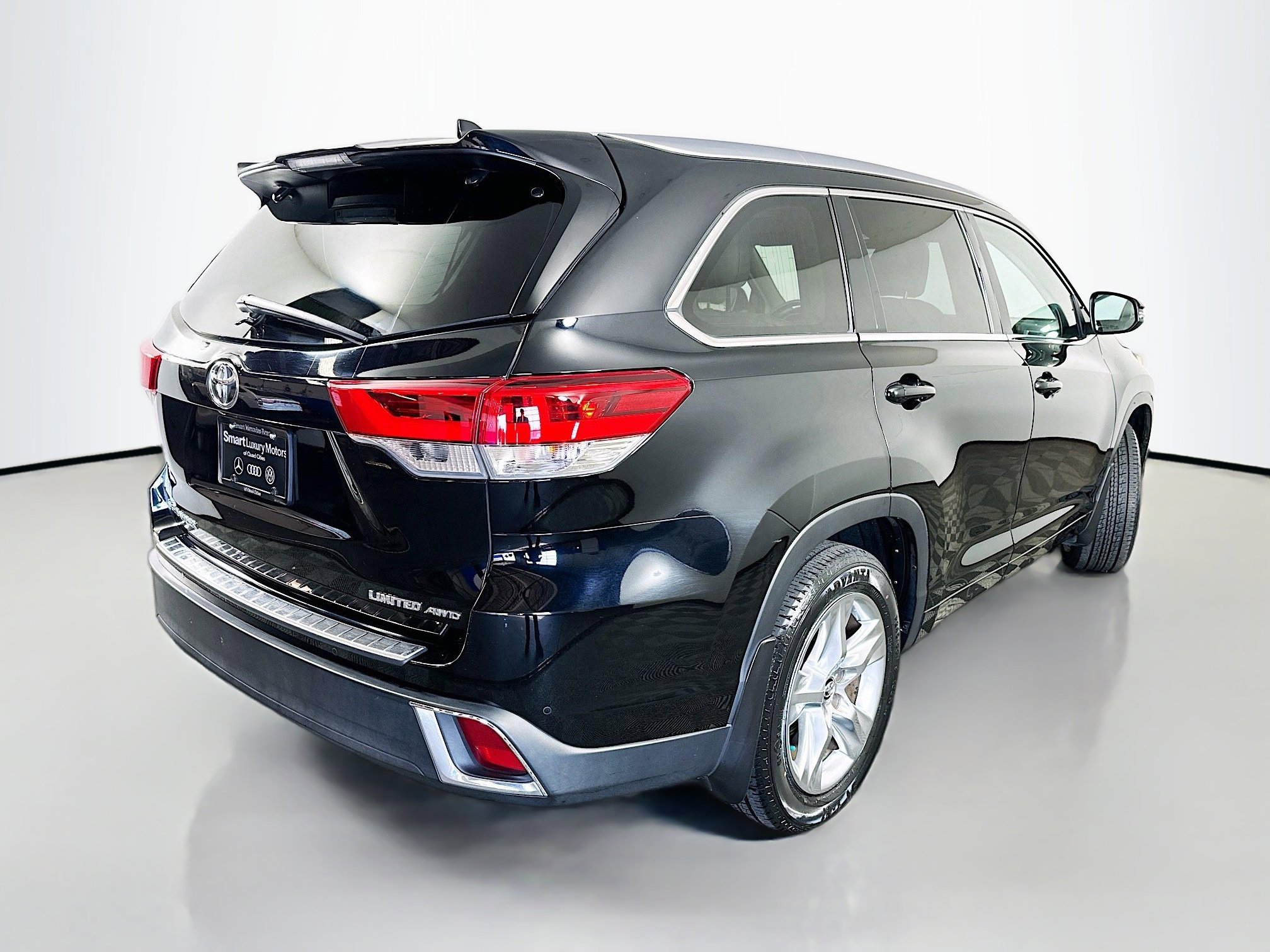 2018 Toyota Highlander Limited photo 7