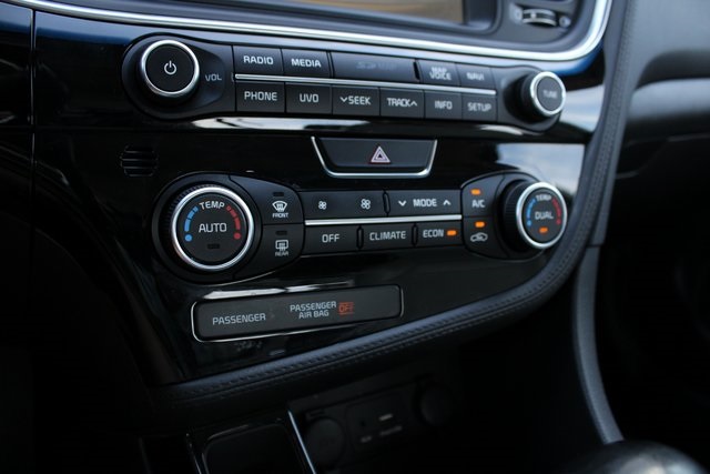 2016 Kia Optima Hybrid EX photo 2